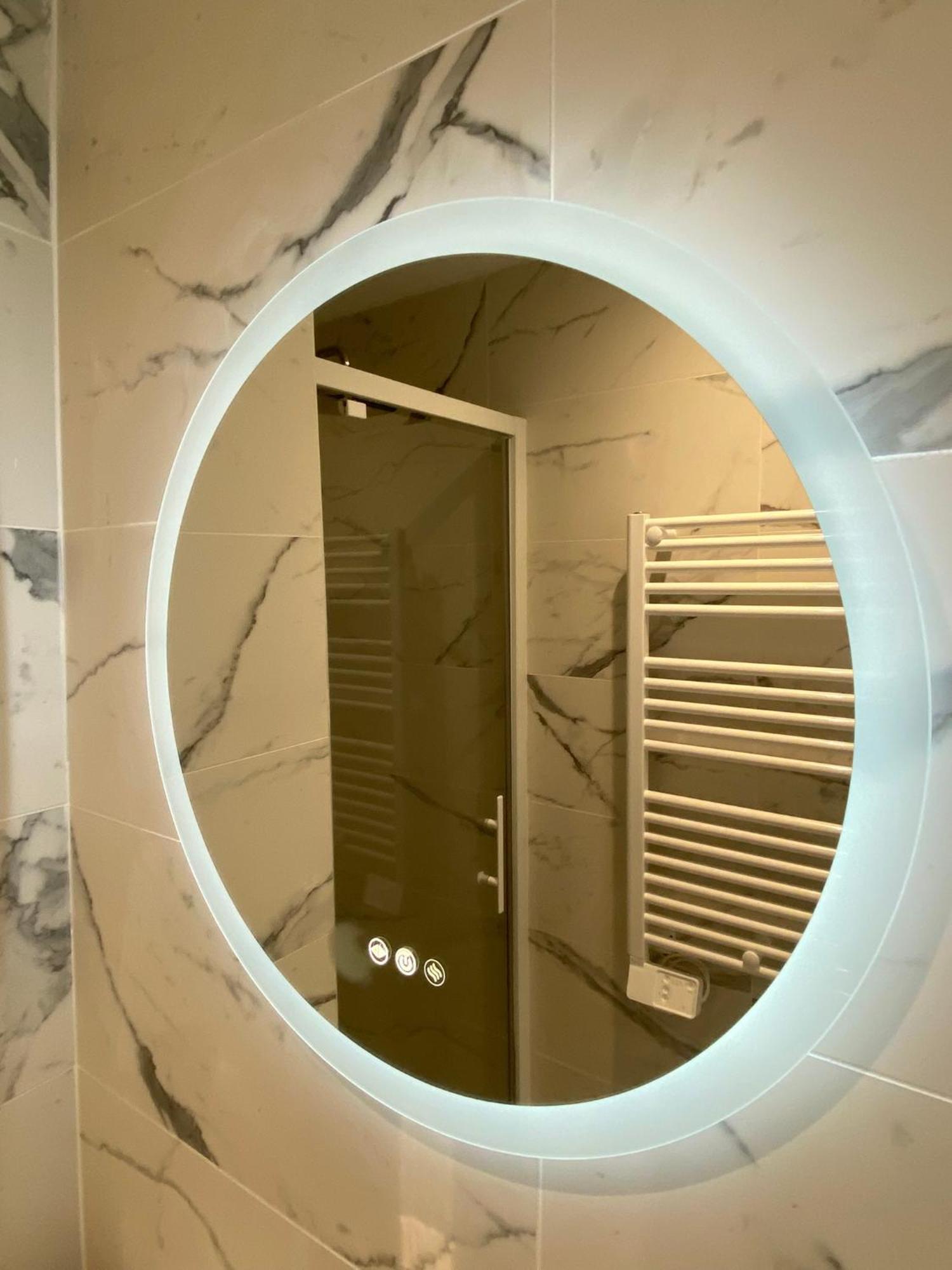 Appartement Face Mer Et Port Santa Lucia Climatise Et Wifi Сен-Рафаэль Экстерьер фото