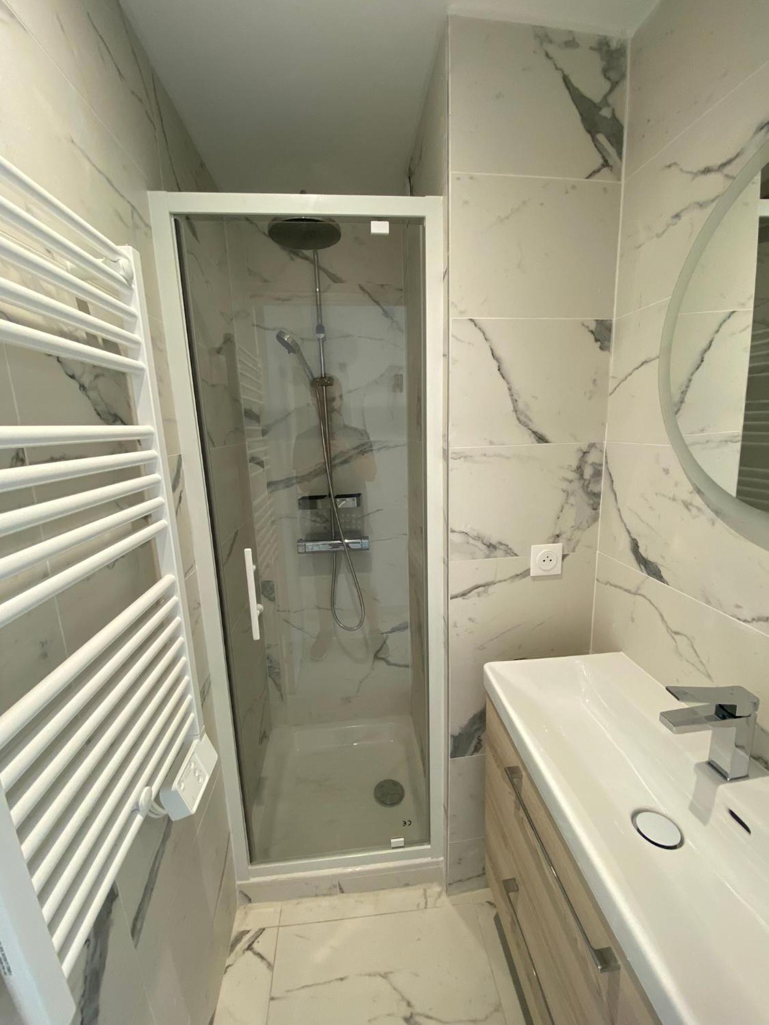 Appartement Face Mer Et Port Santa Lucia Climatise Et Wifi Сен-Рафаэль Экстерьер фото