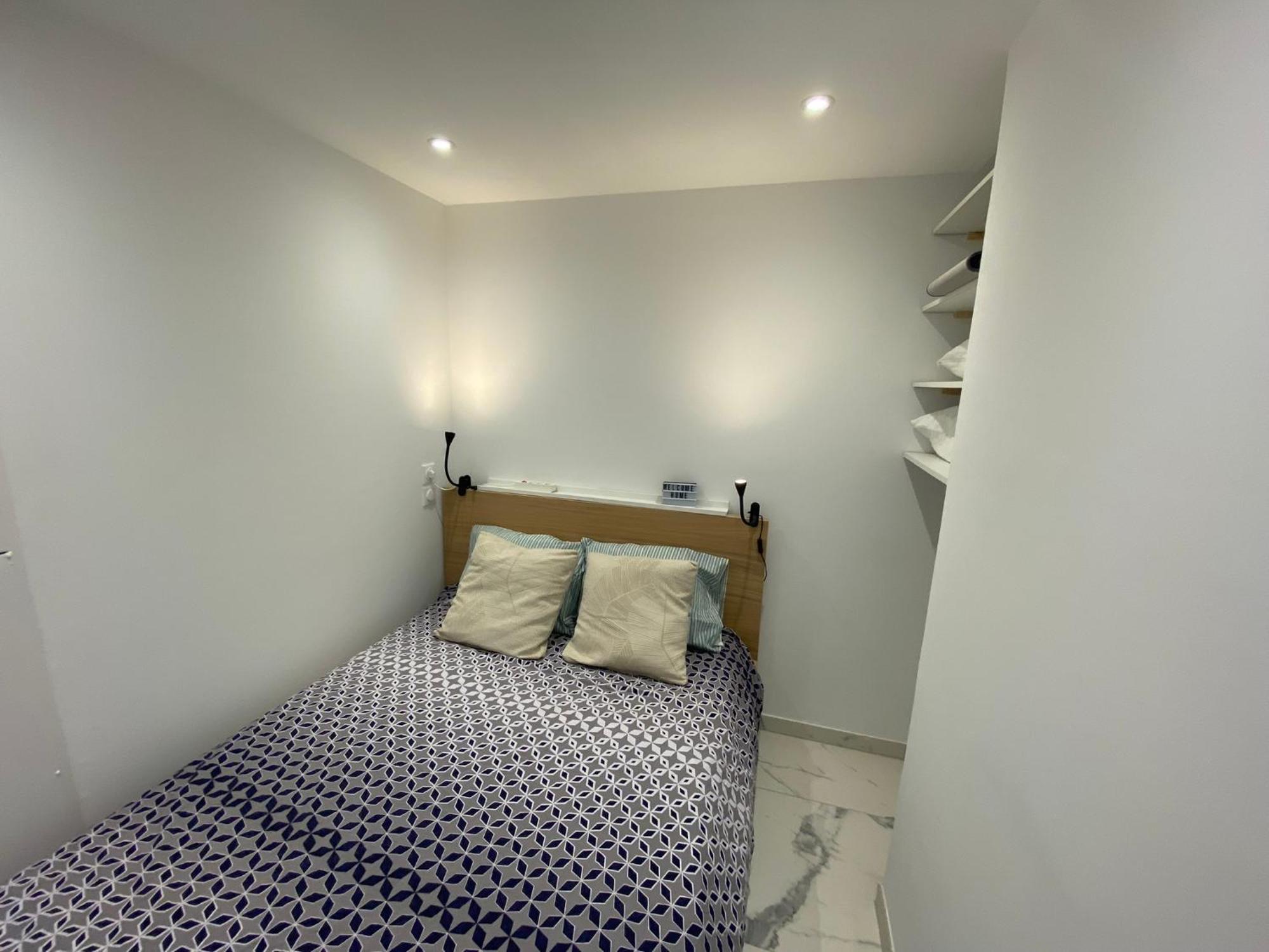 Appartement Face Mer Et Port Santa Lucia Climatise Et Wifi Сен-Рафаэль Экстерьер фото